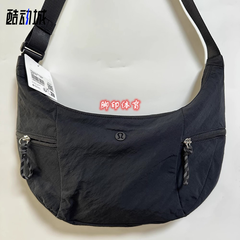 lululemon露露乐蒙6L牛角包图片