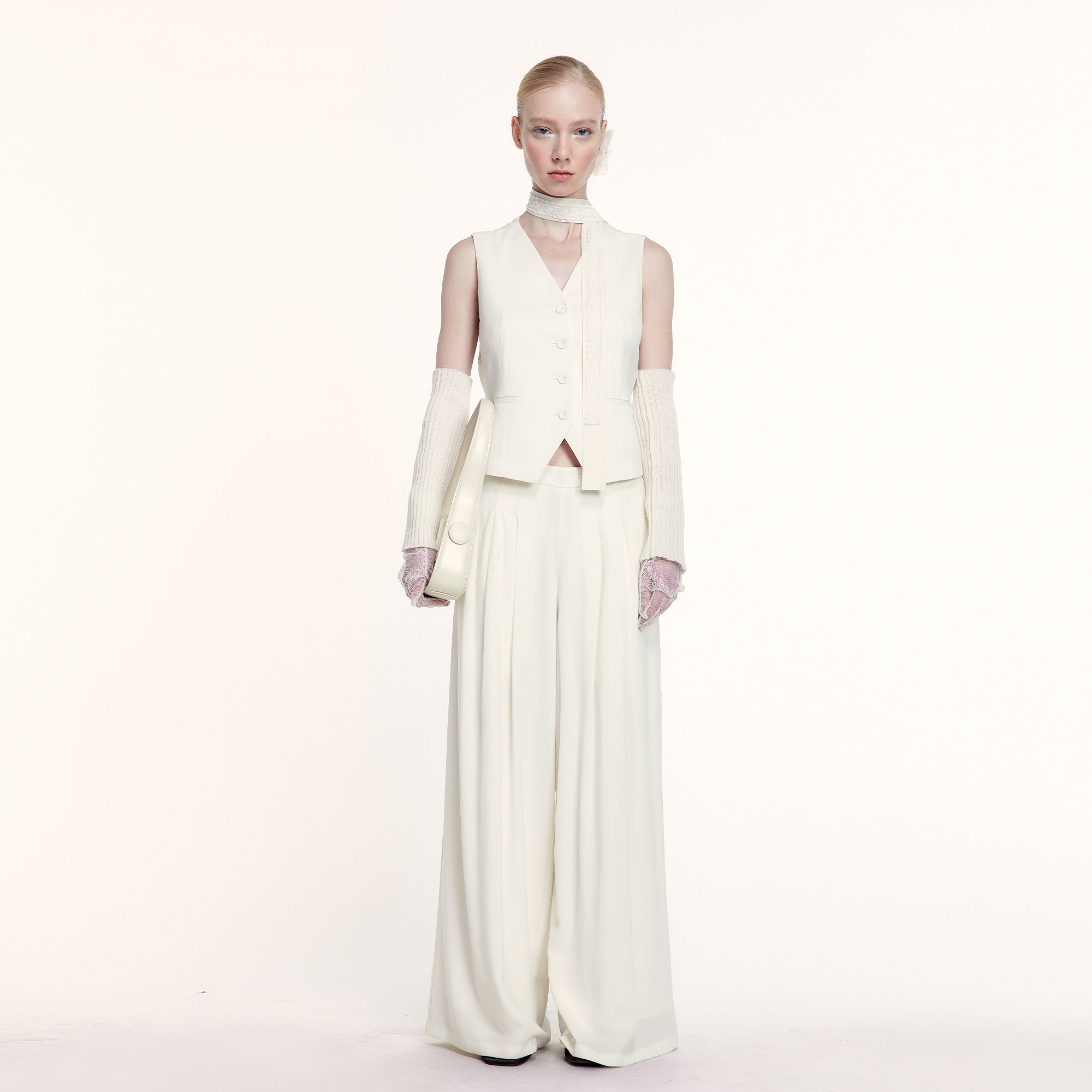 艺之卉白色高级感通勤套装