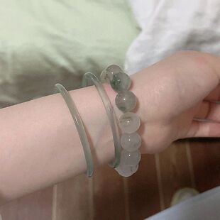 叮当镯淡青色白玉髓玛瑙细圆镯白月光玉镯一个