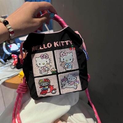 日本正品ballchainkitty斜跨包