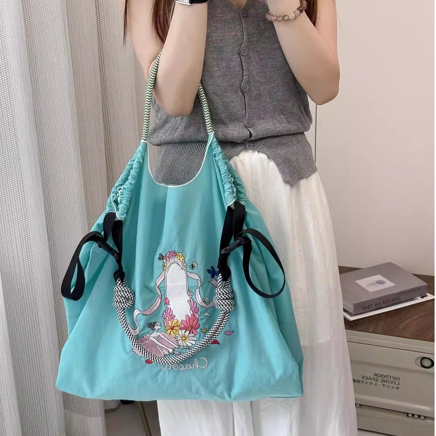 日本代购ball chain刺绣芭蕾舞鞋购物袋斜挎帆布包旅游通勤单肩包,箱包皮具/热销女包/男包,时尚帆布包,淘宝优惠券,粉丝福利购,淘宝优惠卷