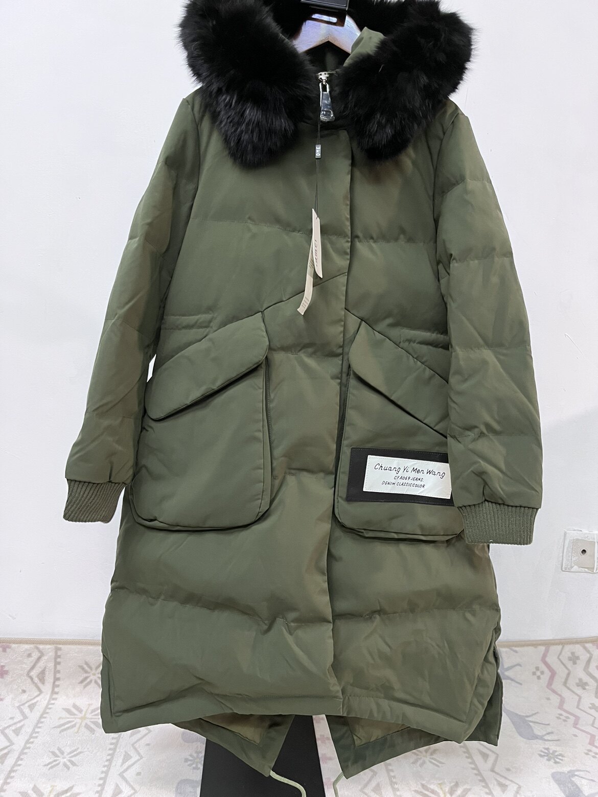 品牌女装新品 专柜同步上新 2022女装新款韩版修身派克服风格羽绒