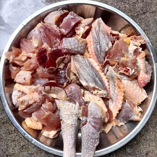 顺丰新鲜现杀珍珠鸡农家散养鹅土鸡肉生鲜整只带内脏一年老土鸡