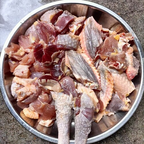 顺丰新鲜现杀珍珠鸡农家散养鹅土鸡肉生鲜整只带内脏一年老土鸡