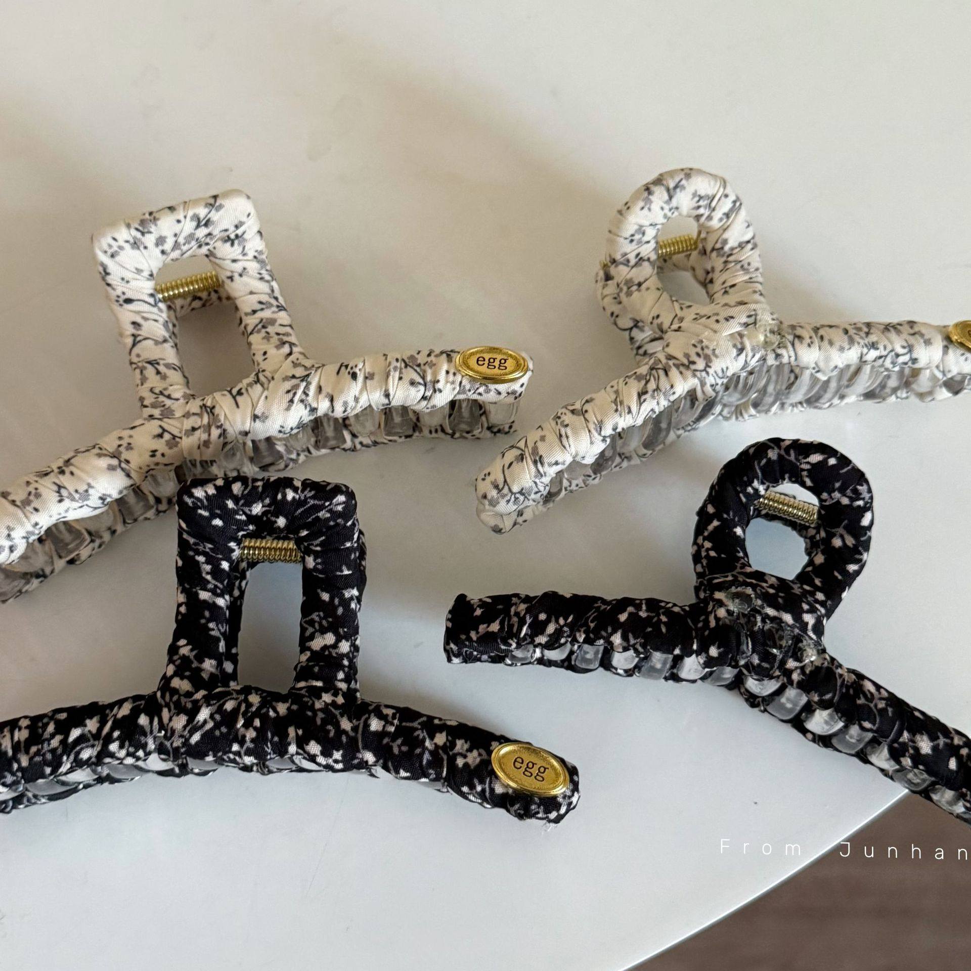 韩国小碎花金标布艺缠绕交叉发夹网红简约后脑勺盘发鲨鱼夹发饰新,饰品/流行首饰/时尚饰品新,发饰,淘宝优惠券,粉丝福利购,淘宝优惠卷