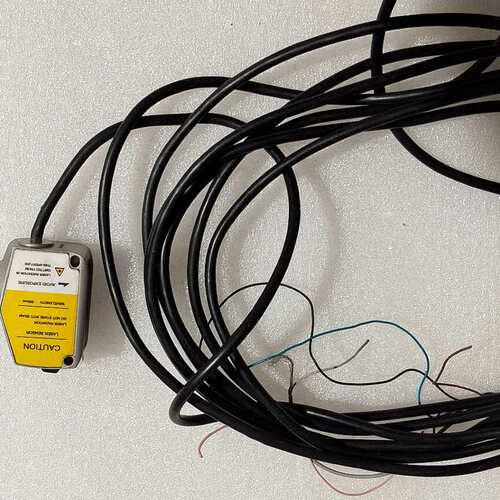 议价SENPUM LM-Q300T激光传感器，650nm半导体激