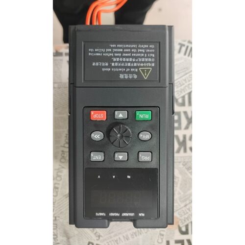 议价青岛海凌变频器,HL750-2.2G,成色漂亮,2.2k