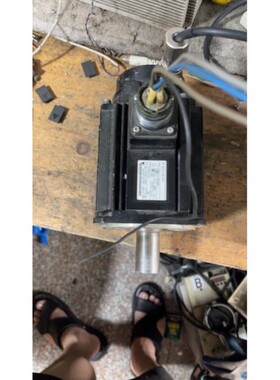 议价安川电机SGMSV-15ADA61包好实图拍