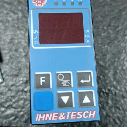 议价德国控制器KS50-102-0000-056 温控仪99新正