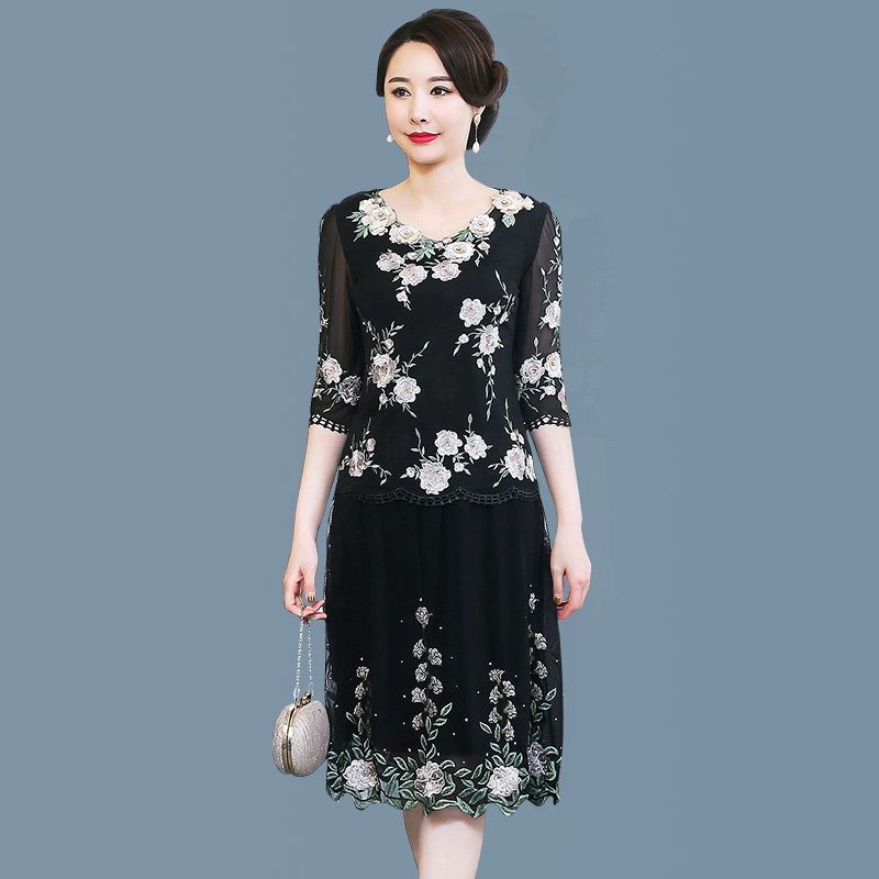 高档夏季新款碎花两件套连衣裙洋气大码显瘦妈妈装蕾丝上衣半身裙