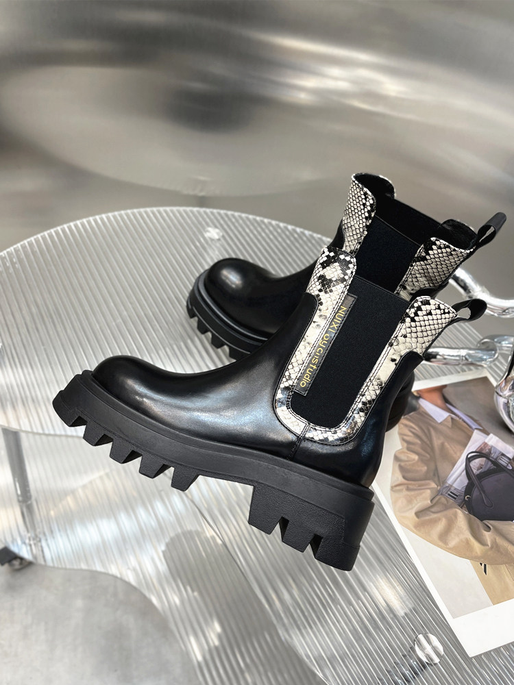 CHELSEA BOOTS WOMENS BRITISH STYLE AUTUMN AND WINTER 2024 NEW LEATHER PLATFORM AND FLEECE EUROPEAN SKINNY CIGARETTE BOOTS