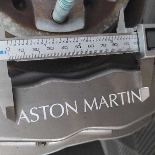 适用于阿斯顿马丁卡钳贴纸AstonMartin防水防晒卡钳喷漆车贴