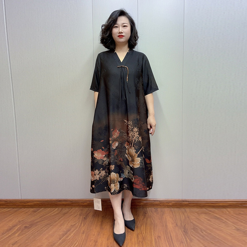返潮国风提花缎连衣裙夏季新款加肥加大高档妈妈遮肚显瘦薄款长裙