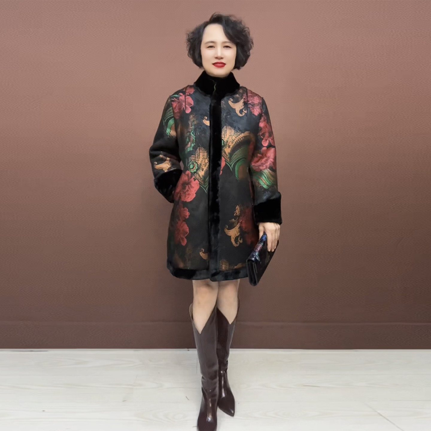 高档皮毛一体外套中老年妈妈加绒加厚水貂绒双面穿冬季立领大衣女