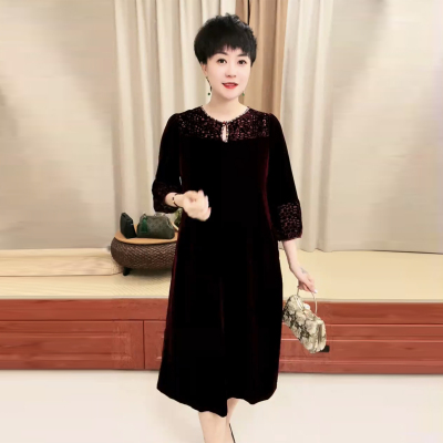 高贵妈妈丝绒烧花连衣裙秋季长裙