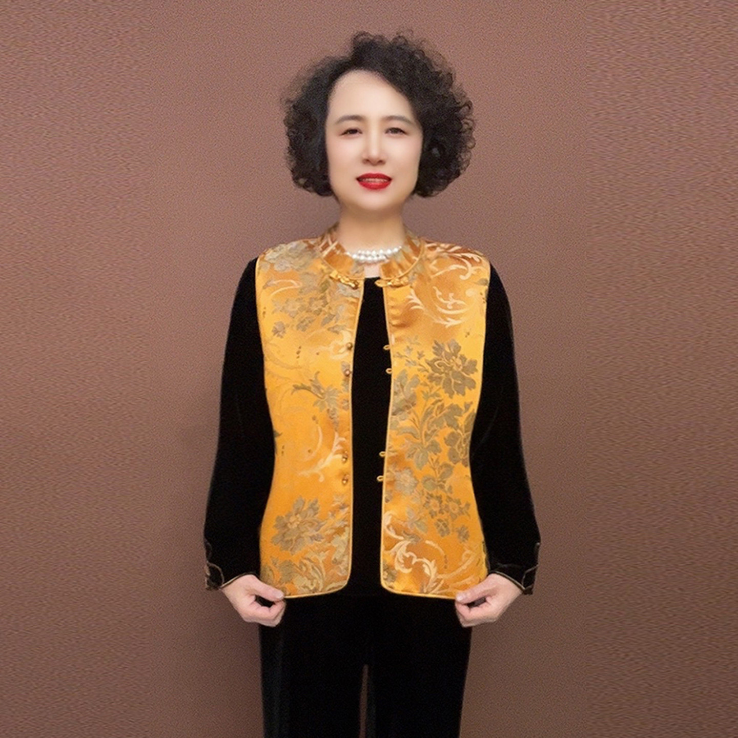 高品质国风提花缎马甲春装年货新款民族风唐装坎肩气质妈妈三件套