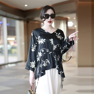 高品质醋酸缎面小衫夏季新款时尚妈妈薄款真丝中袖大版衫束腰花衫