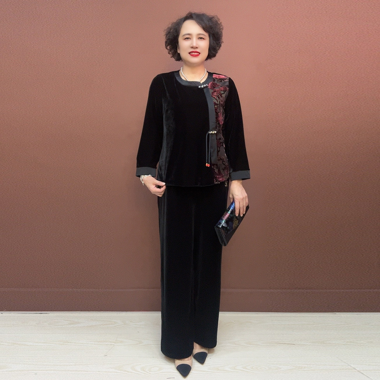 新中式返潮国风妈妈丝绒拼接上衣阔腿裤秋季大码显瘦气质两件套女,女装/女士精品,中老年女装,淘宝优惠券,粉丝福利购,淘宝优惠卷