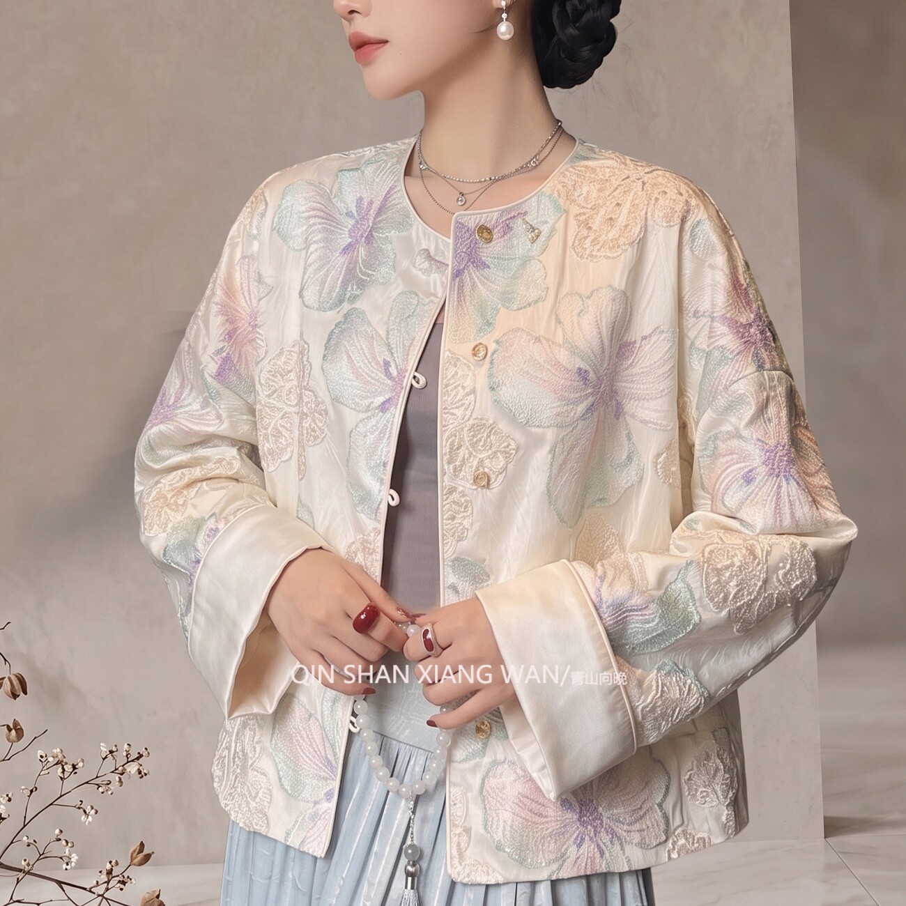 【清露】国风新中式日常秋装新款醋酸重工刺绣上衣外套宽松女绝美