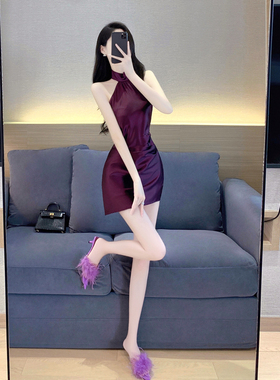 法式挂脖裙2023夏季新款气质名媛高级感御姐露肩无袖缎面连衣裙女