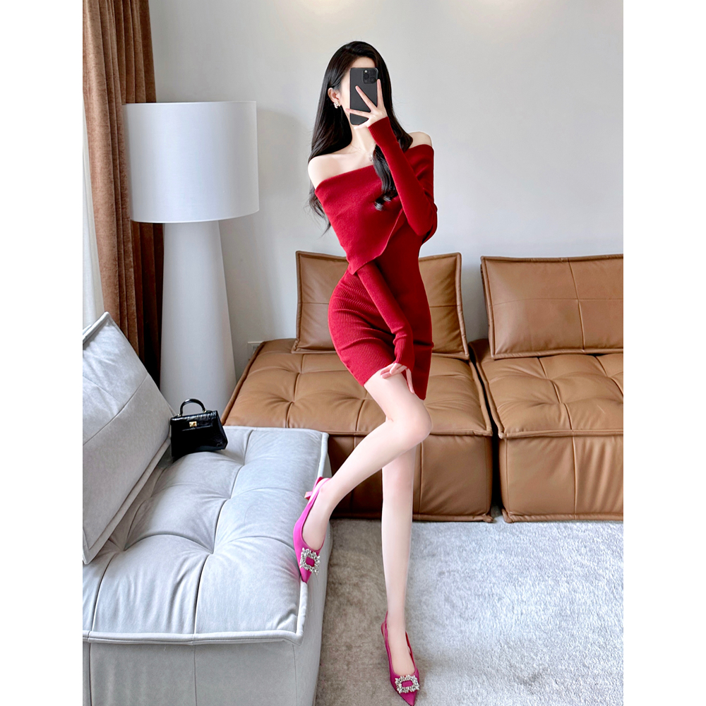 千金大小姐气质名媛一字肩包臀裙