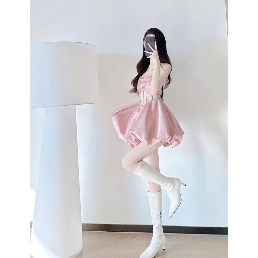 千金少女感甜美小个子吊带连衣裙