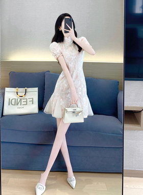 新中式年轻款改良旗袍裙2023夏季新款气质名媛复古刺绣碎花连衣裙