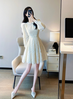 蕾丝连衣裙女2022秋冬季新款法式气质名媛甜美收腰显瘦打底a字裙