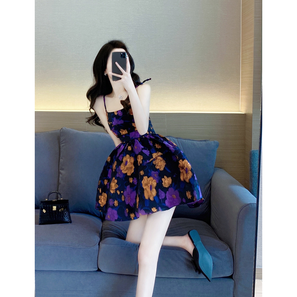 甜美A型提花碎花蓬蓬公主吊带裙