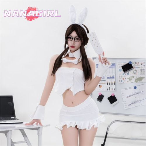纯欲白色兔女郎舞台演出扮演制服