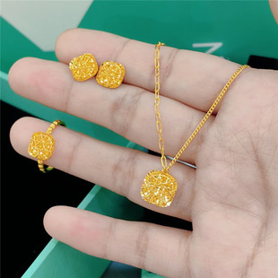 仿黄金色拉丝镂空工艺方糖戒指女开口指环轻奢闪闪发亮小方块项链