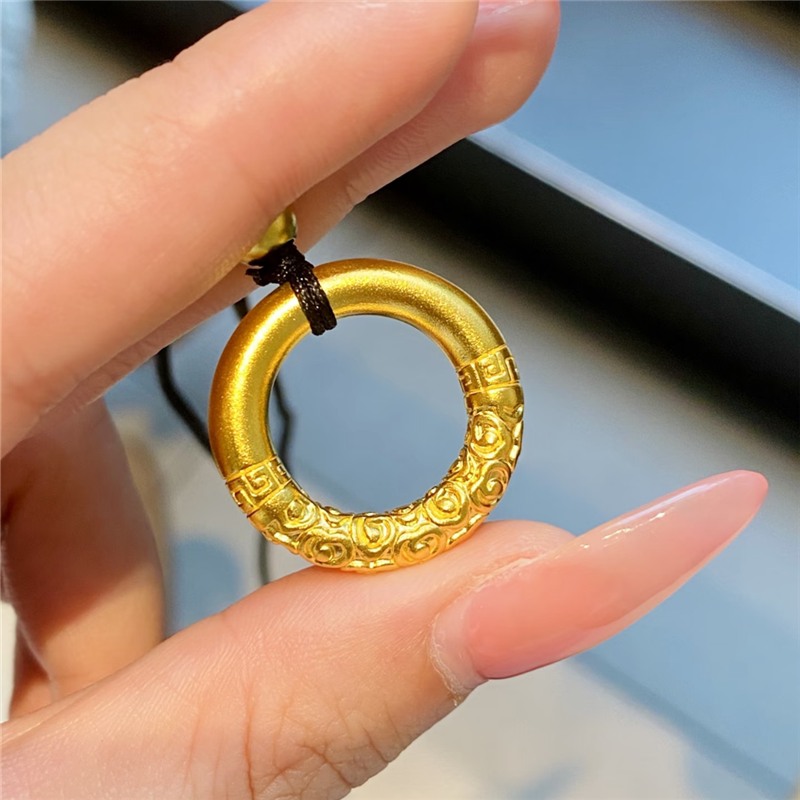 古法沙金磨砂雕刻卷草纹平安扣吊坠项链女编织绳如意金箍圈毛衣链