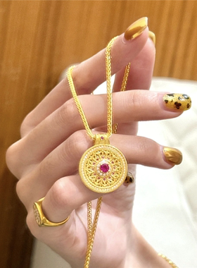 镶嵌点钻玫瑰窗花八宝罗盘项链女沙金转动仿红宝石圆牌吊坠毛衣链