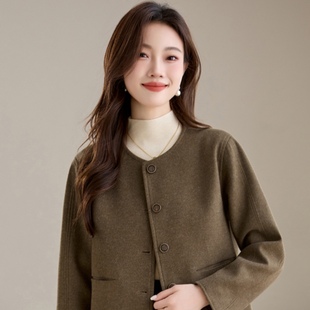 毛呢短款秋季2024新款肌理感正肩圆领轻熟休闲上衣
