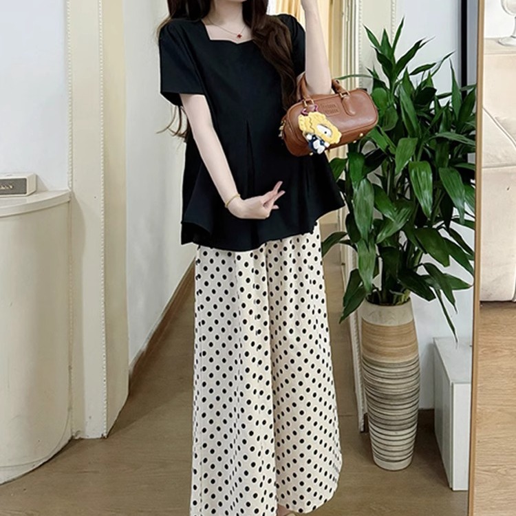 孕妇装夏2025新款气质方领显瘦小个子时尚孕妇两件套短袖长裤套装