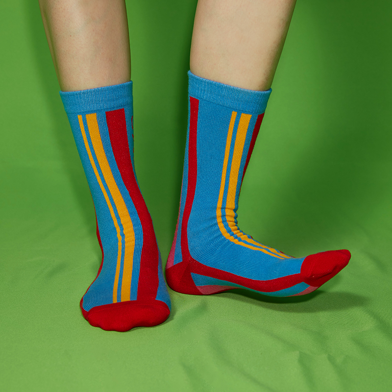 LIFEBEAT x SABRINA HSIEH联名条纹中筒精梳棉袜