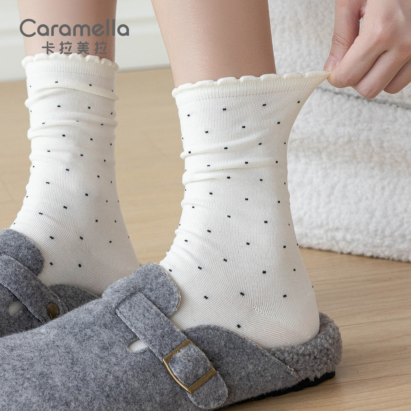 卡拉美拉2025秋冬新款袜子波点中筒袜棉袜堆堆韩系百搭舒适女袜