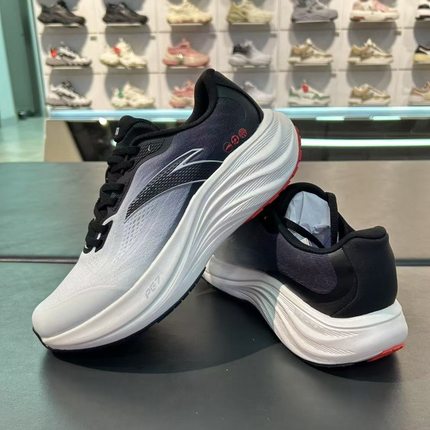 安踏PG7旅步1.5跑鞋男新款5软底缓震运动休闲鞋官方正品112515508