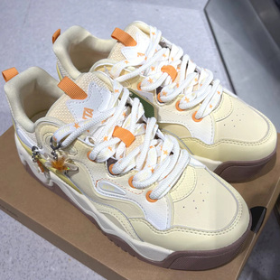 安踏小海星板鞋女2026春新款4复古平底增高休闲运动鞋122618036