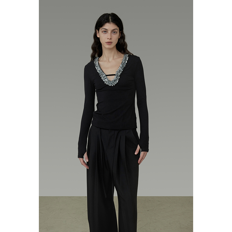 UNSPOKEN亮片V领针织上衣