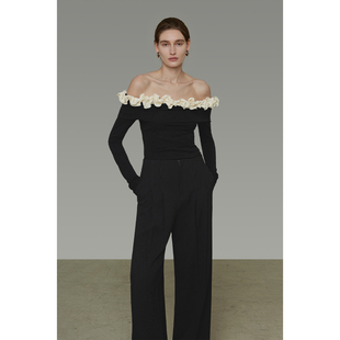 UNSPOKEN撞色木耳边针织衫一字肩柔美灵动长袖修身上衣女2026新款