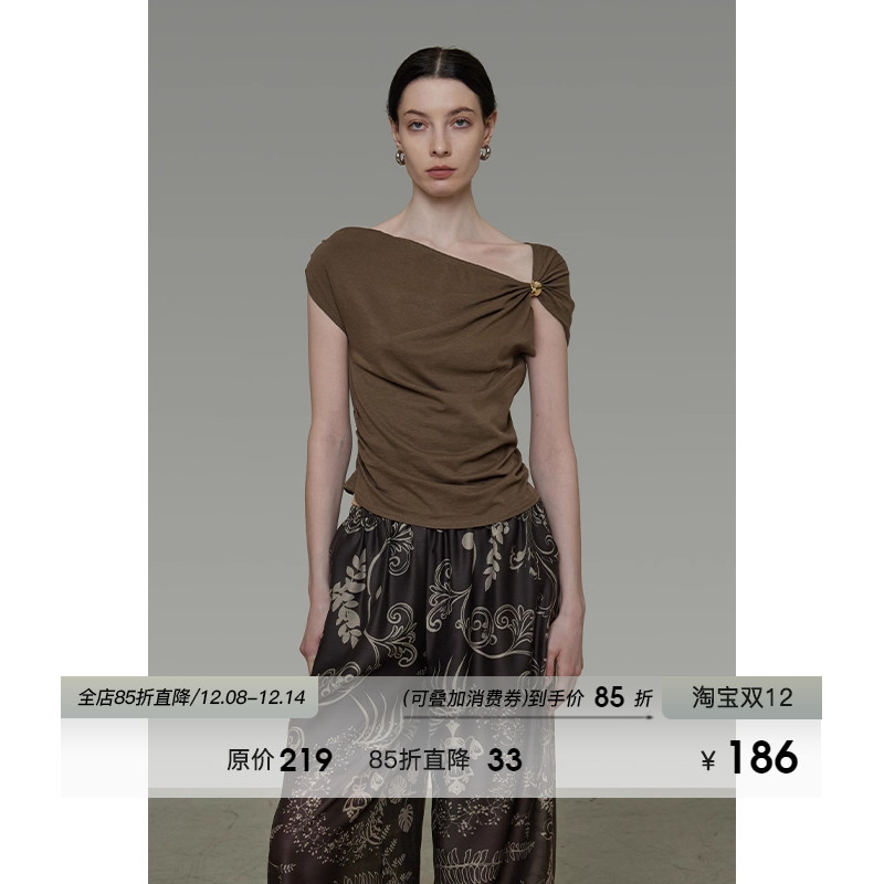 UNSPOKEN设计感立体装饰不规则斜肩T恤女夏季修身显瘦气质上衣