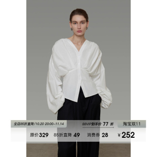 新款 女2025秋季 简约松弛慵懒感上衣 V领衬衫 UNSPOKEN廓形收腰衬衫