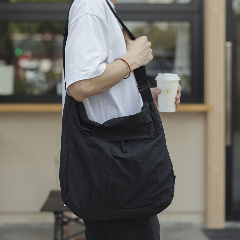 sobag男士大容量防水斜挎布包