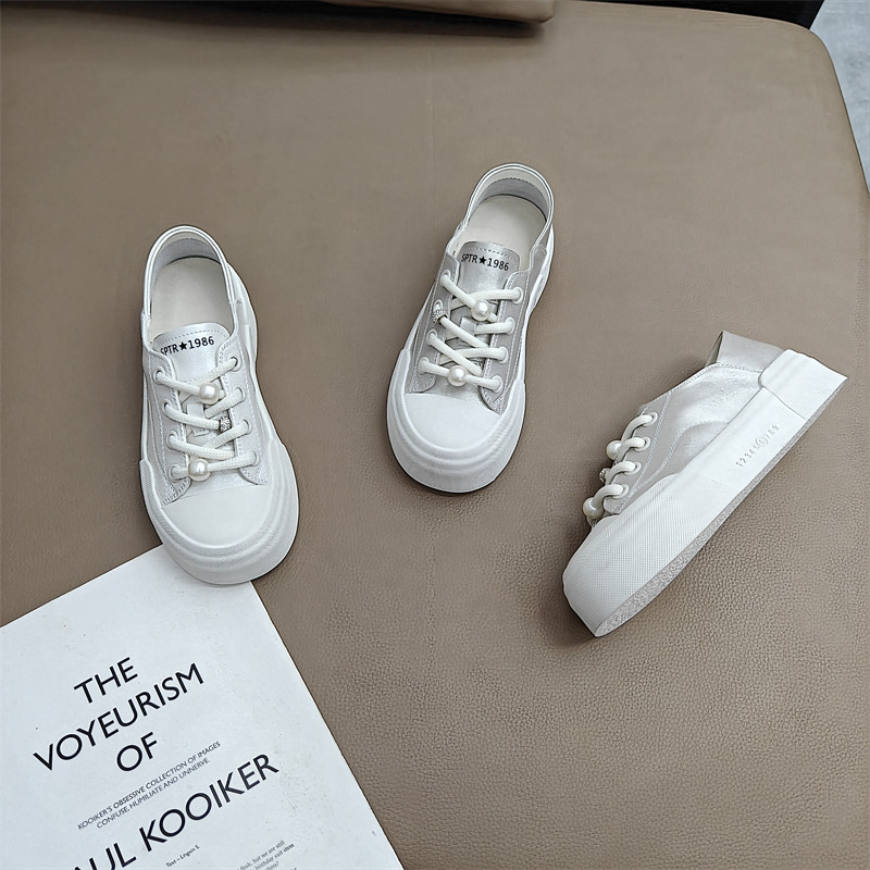 厚底小白鞋女鞋子两穿踩跟系带2025夏款透气珍珠休闲百搭学生板鞋