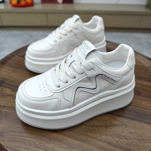 小白鞋女2026新款鞋子真皮厚底增高女款板鞋爆款百搭休闲鞋配裙子