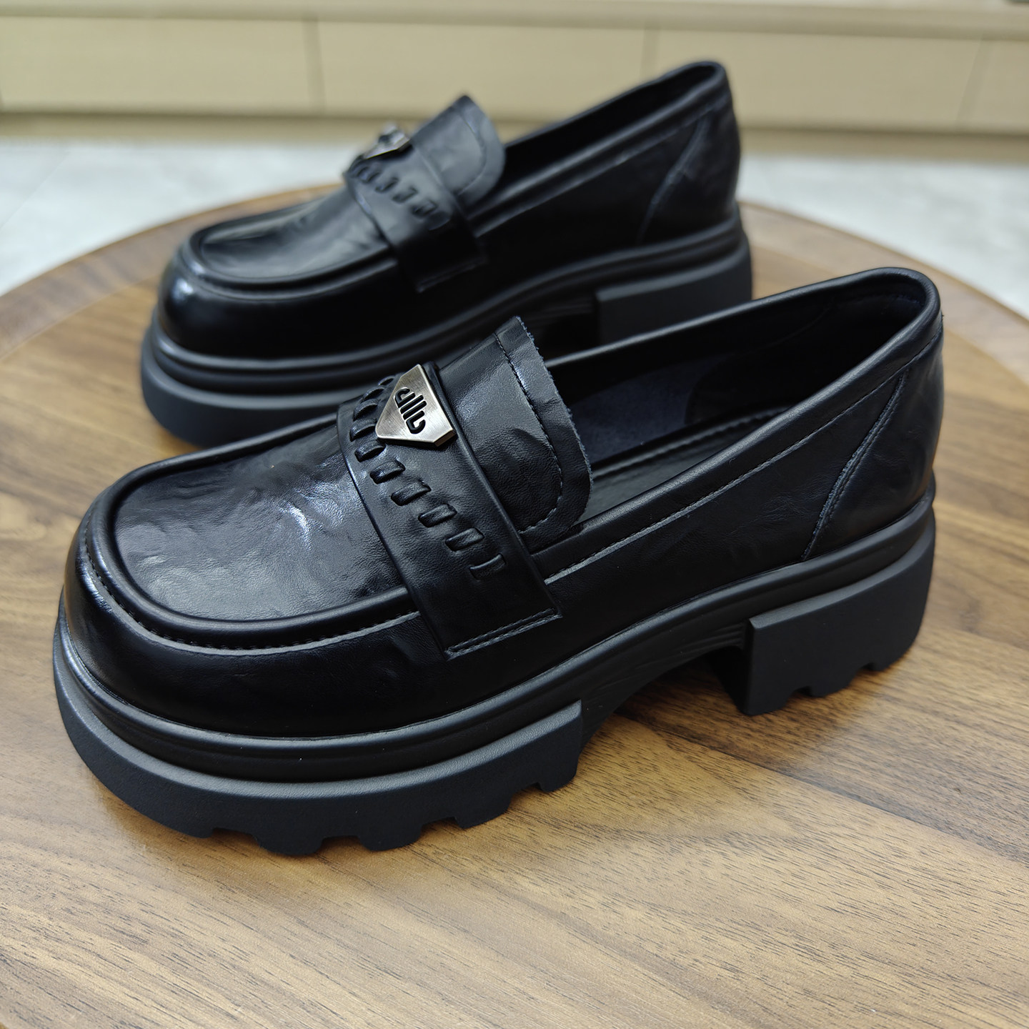 厚底增高乐福鞋女款2026新款黑色复古英伦风百搭轻便小皮鞋单鞋子