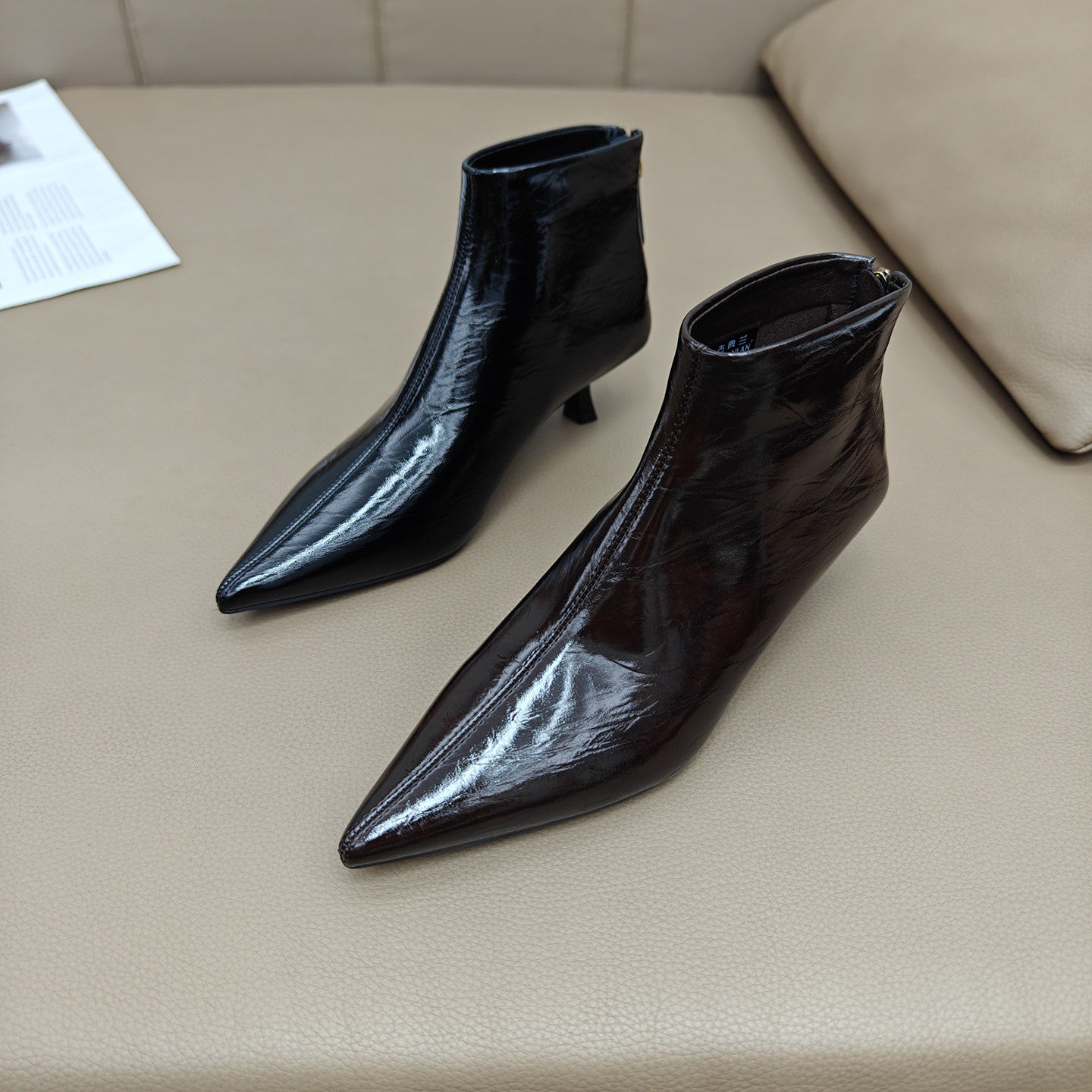 尖头瘦瘦靴女细跟性感气质短靴2025新款配裙子低跟复古小众时装靴,女鞋,时装靴,淘宝优惠券,粉丝福利购,淘宝优惠卷