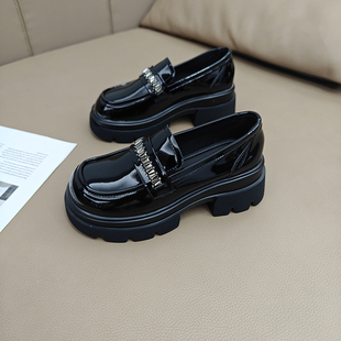 英伦风小皮鞋 女2025年新款 漆皮一脚蹬单鞋 厚底增高百搭休闲乐福鞋