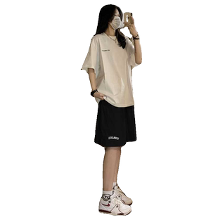 学院运动风短裤女夏天2023新款大码oversize宽松阔腿裤潮ins中裤